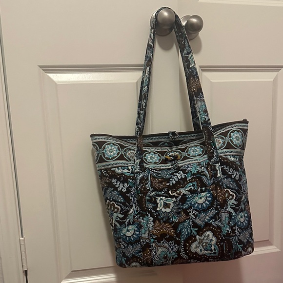 Vera Bradley Floral Patterned Tote Bag - Picture 2 of 5